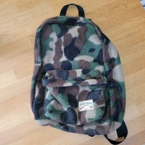 VTG Cabela's Camo Fleece backpack